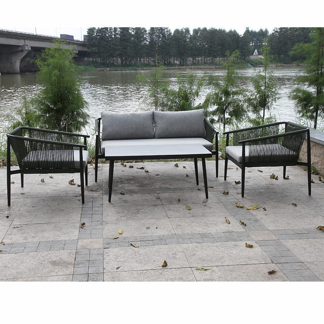 Kommerzielles Sonnenschutz-Terrassensofa mit Kissen